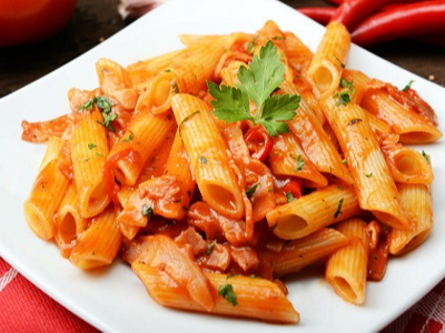 Pasta With Tomato Sauce
