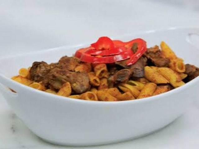 Pasta With Liver And Tomato Sauce