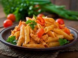 Pasta With Tomato Sauce And Chicken