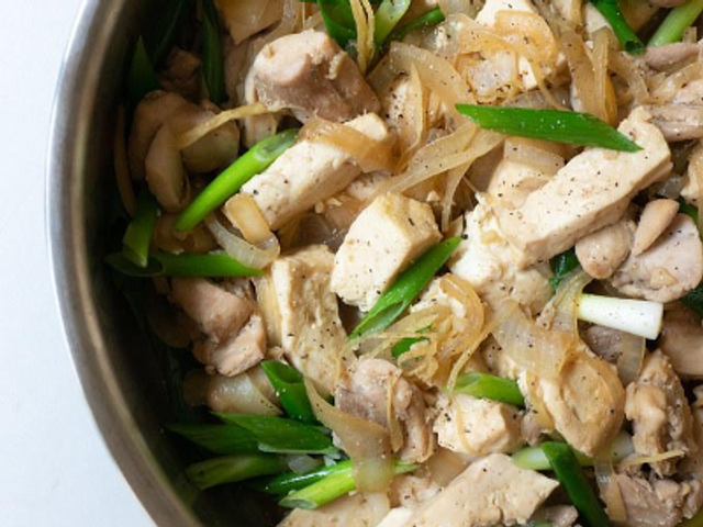 Box Chicken With Garlic Sauce
