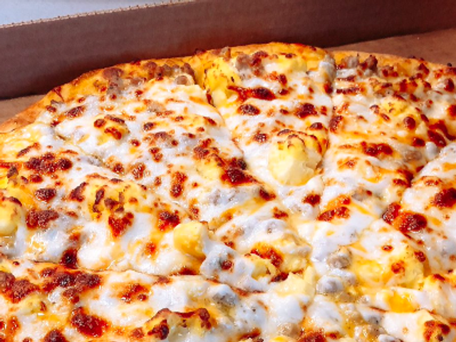 Tuna Pizza