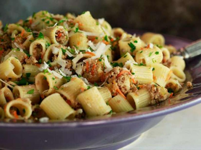 Beef White Sauce Pasta