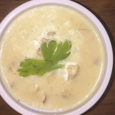 Mushroom And Chicken Cream Soup Platter