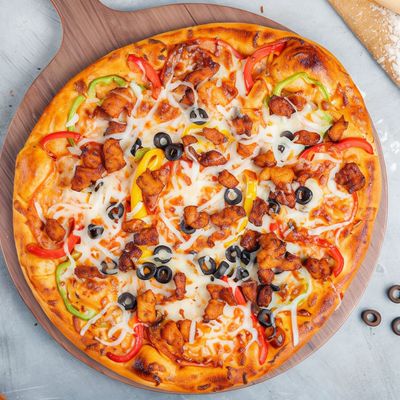 Mix Chicken Oriental Pizza