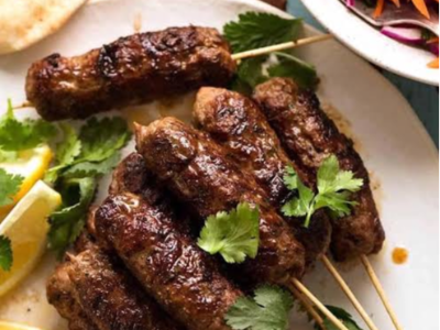 Buy 2 Mutton Tarab Sandwiches And Get 1 Kofta Sandwich Free