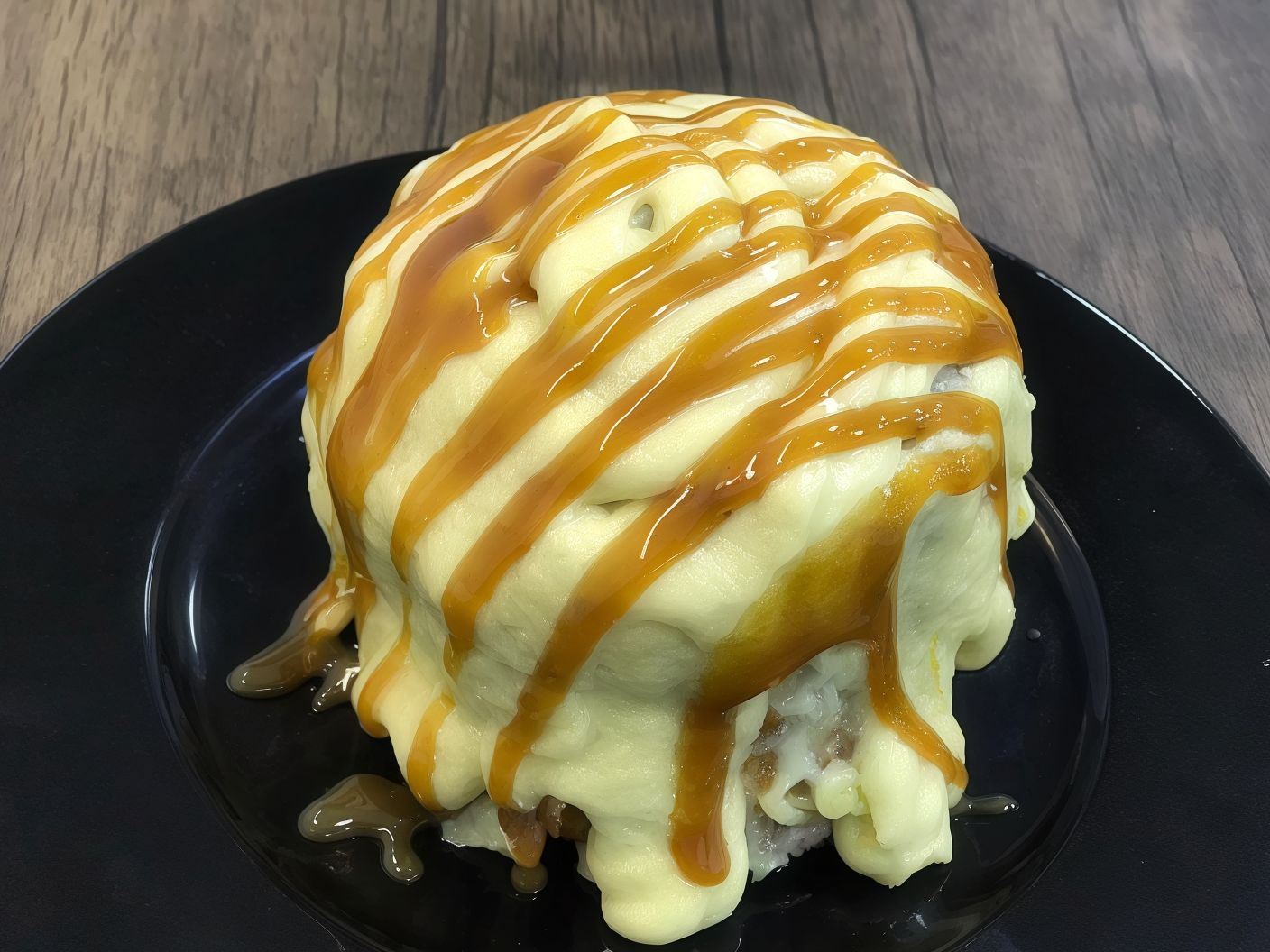 Cinnabon roll extra caramel