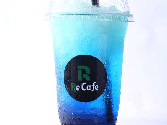 Blue Hawaiian Cocktail