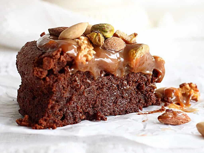 Nutella Nuts Fudge Cake