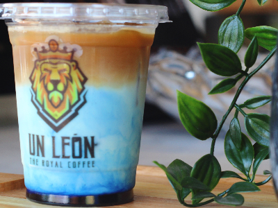 Un Lion Latte