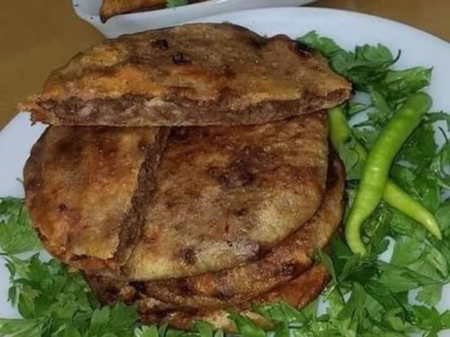 Meat Hawawshi With Cheese