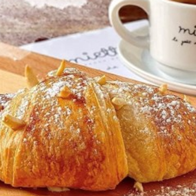 Almond Croissant