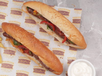 Minced Oriental Sausage Sandwich