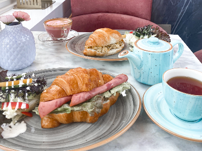 Cold Beef And Turkey Croissant