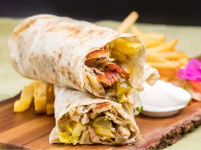 Chicken Shawermars Fries Sandwich