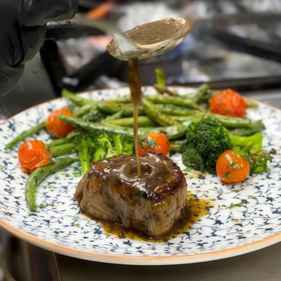 Beef Fillet With Truffle Sauce Platter