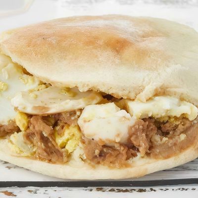Foul Sandwich with Fried Egg