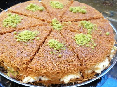 Cold Konafa With Qeshta
