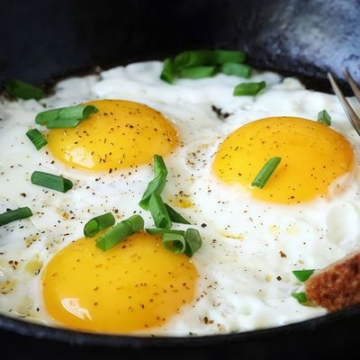 طبق بيض مقلي شمسي صغير