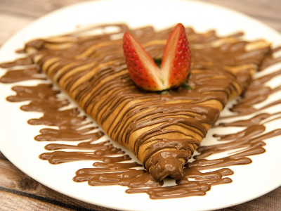 Nuts Chocolate Crepe