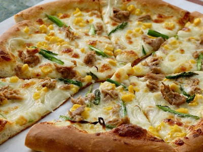 Tuna Pizza