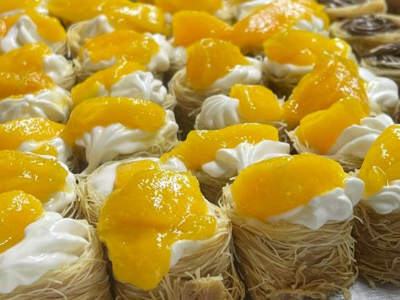 Asawer Konafa With Mango