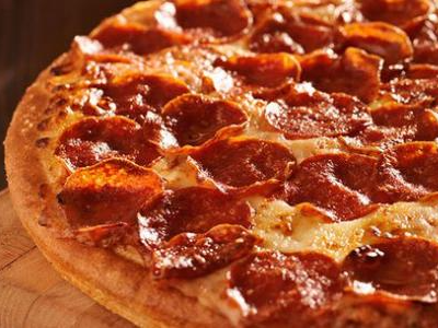 Salami Pizza