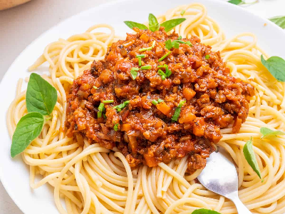 Spaghetti Bolognese With Vegan Meat