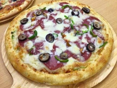 Pastrami Pizza
