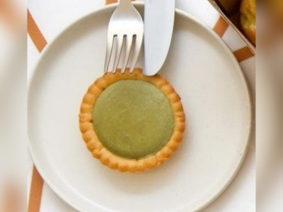 Matcha Cheese Tart