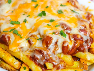 French Fries With Cheese And Oriental Sausage