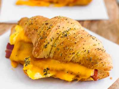 Croissant Cheese Large
