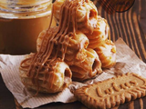 Balah El Sham Honey Butter Lotus With Lotus Biscuits