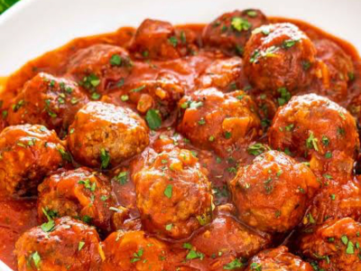 Meat Balls With Red Sauce