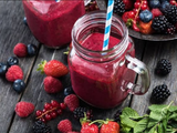 Zalabia With Honey And Strawberry Sauce
