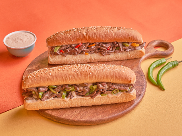 Liver With Pastrami Sauce Sandwich