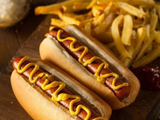 4 Hot Dog Sandwich With 2 French Fries Packet