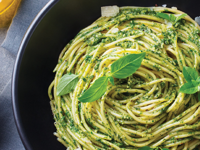 Spinach Pesto Cream Pasta With Grilled Chicken
