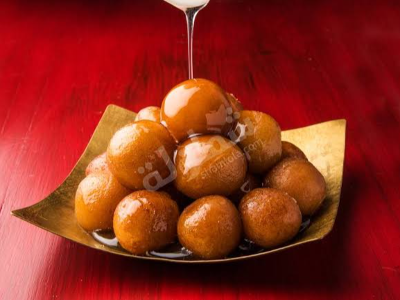 Zalabia With Honey
