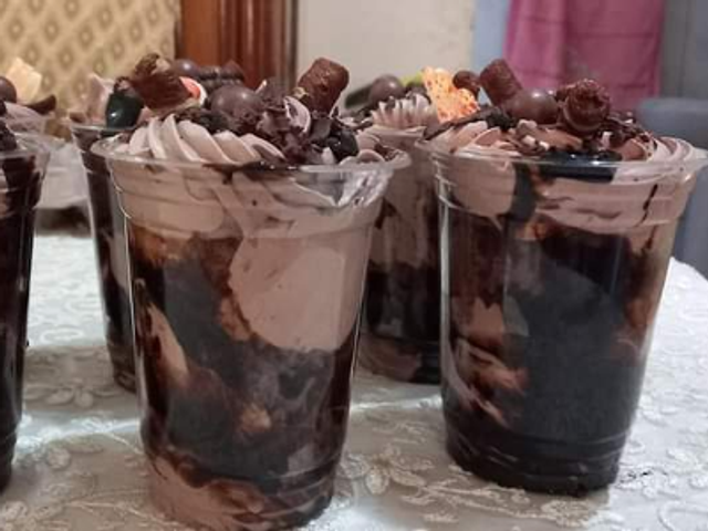Cup Cake Chocolate With Chocolate Flotus