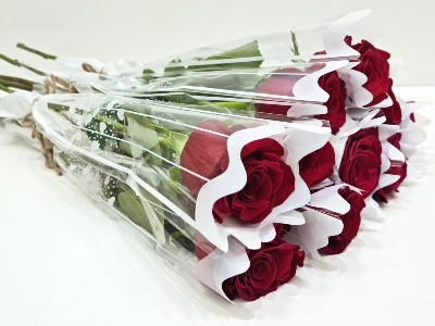 Lovely Roses delivery service in Kuwait | Talabat