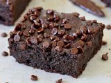 Chocolate Chips Brownie
