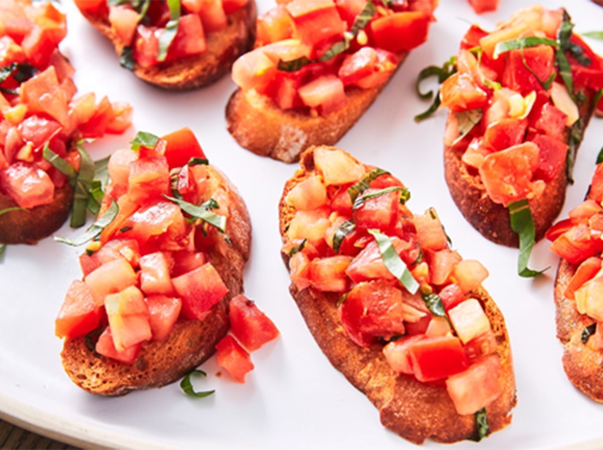 Bruschetta Al Pomodoro E Basilico