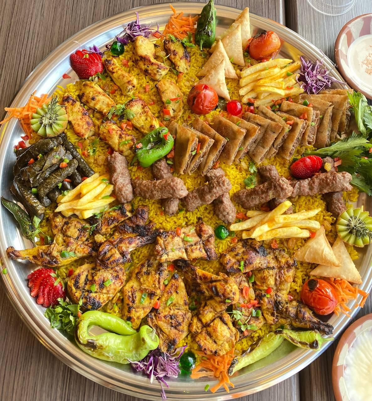 Grill Tray For 5 Persons - Tandoori Chicken