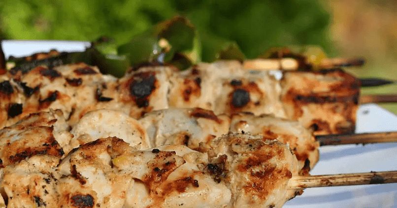 Whole Shish Chicken With Bread