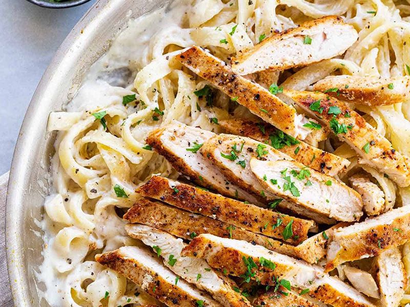 Chicken Alfredo Pasta