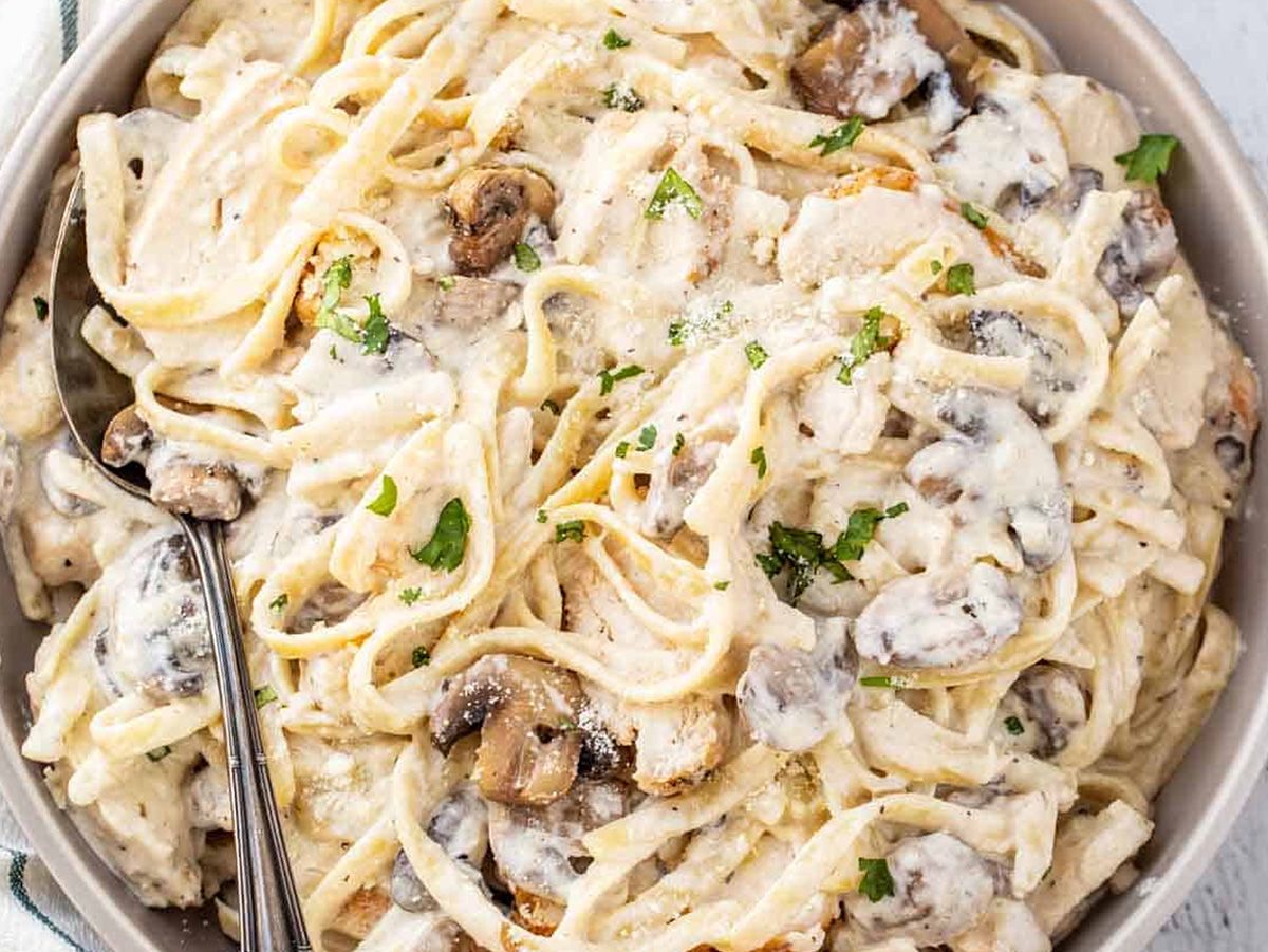 Chicken Mushroom Alfredo