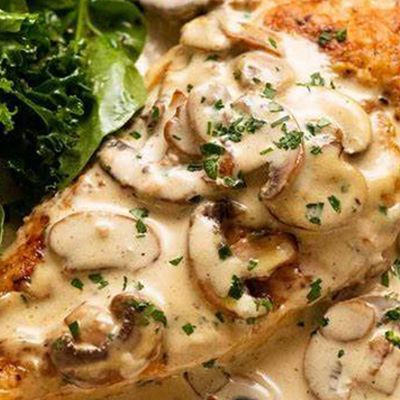 Chicken with mushroom sauce meal