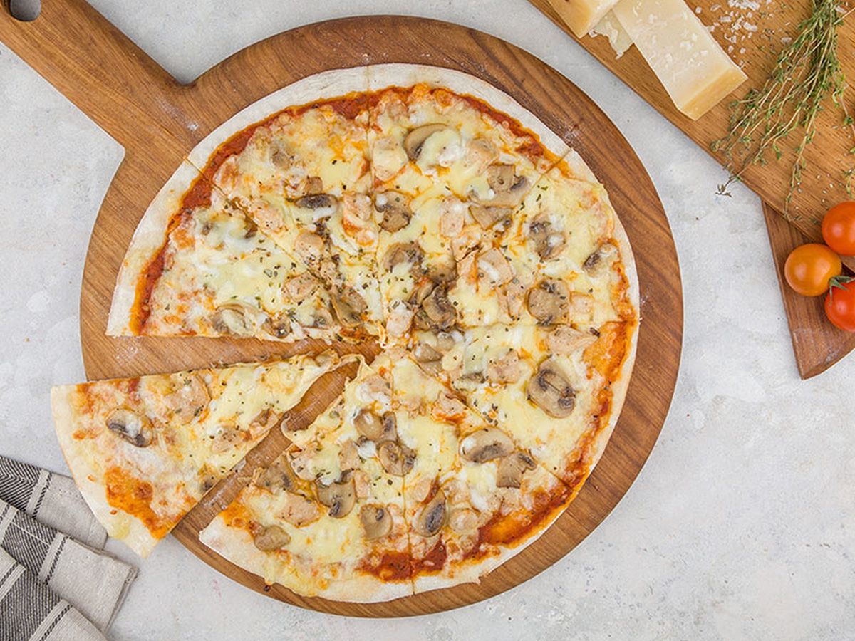 chicken polo Italian pizza