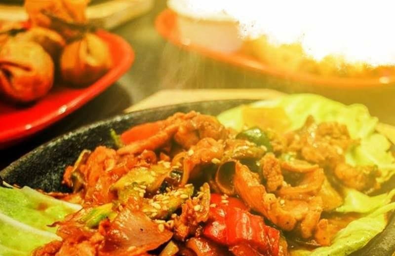 Grilled Chicken With BBQ Sauce Platter