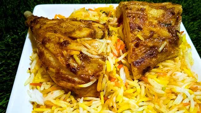 Half Chicken Mandi And Biryani Rice